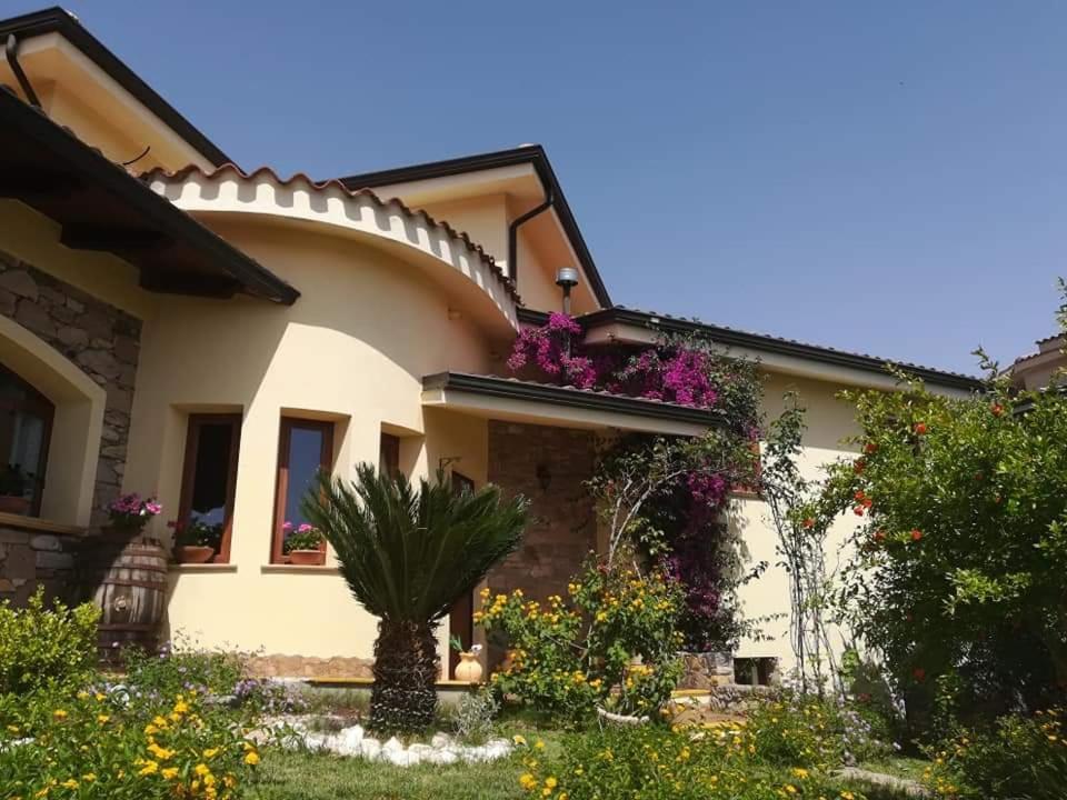 B&B Ottoulivi Sardara Εξωτερικό φωτογραφία